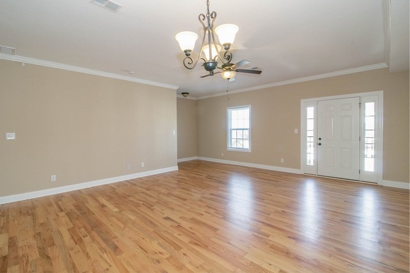 *** $500 DEPOSIT MOVE IN SPECIAL *** property image