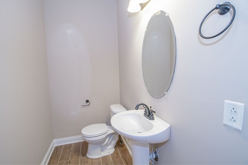 *** $500 DEPOSIT MOVE IN SPECIAL *** property image