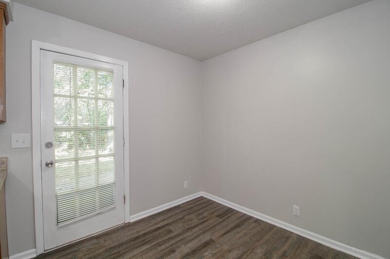 *** $500 DEPOSIT MOVE IN SPECIAL / 6 MONTH LEASE OPTION *** property image