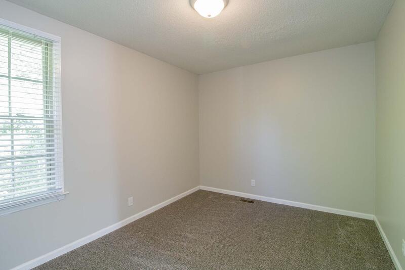 *** $500 DEPOSIT MOVE IN SPECIAL / 6 MONTH LEASE OPTION *** property image