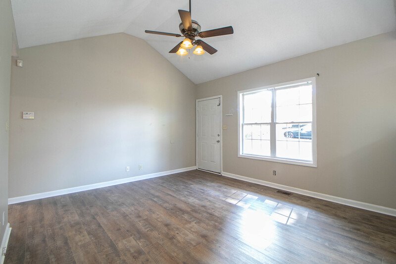 *** RESTRICTED BREEDS WELCOME! *** property image