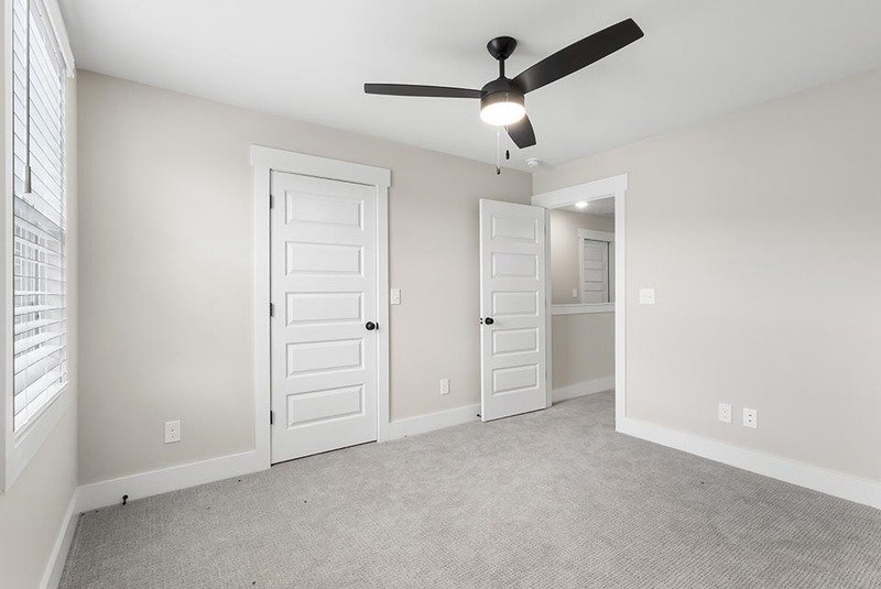 *** NO PETS PLEASE / $500 DEPOSIT MOVE IN DEPOSIT SPECIAL *** property image