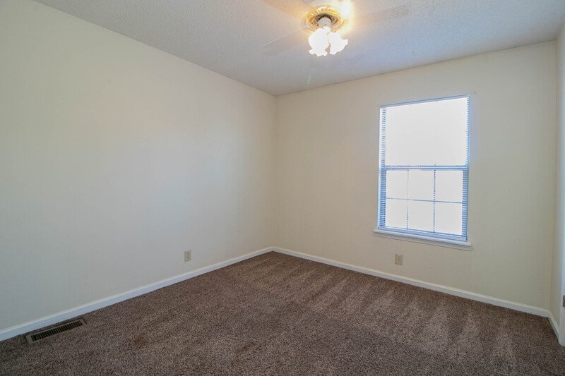 *** PET FRIENDLY- Standard Breed Restrictions Apply! *** property image