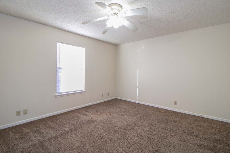 *** PET FRIENDLY- Standard Breed Restrictions Apply! *** property image