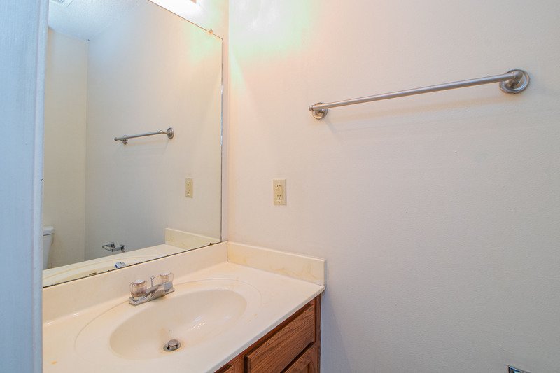 *** PET FRIENDLY- Standard Breed Restrictions Apply! *** property image