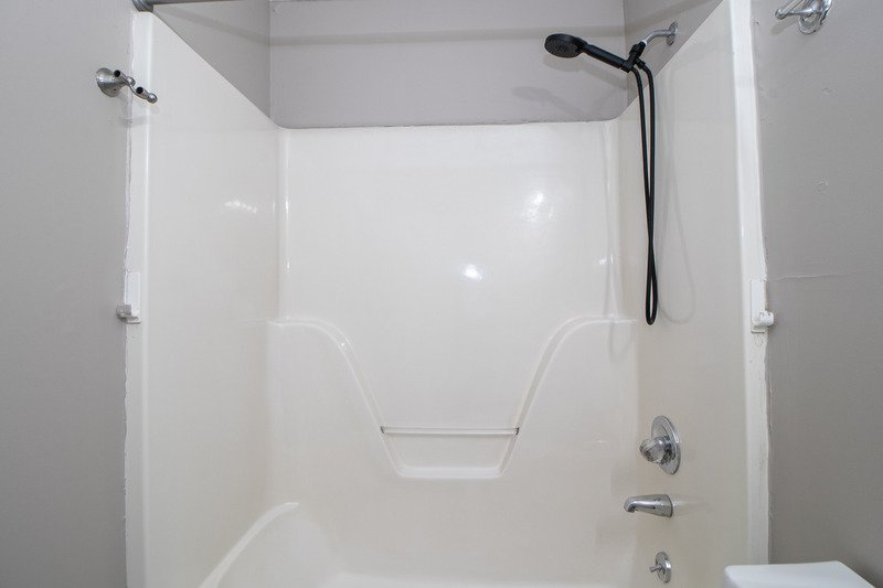 *** $500 DEPOSIT & 2 WKS FREE w/ 13 MO. LEASE MOVE IN SPECIAL / RESTRICTED BREEDS OK *** property image