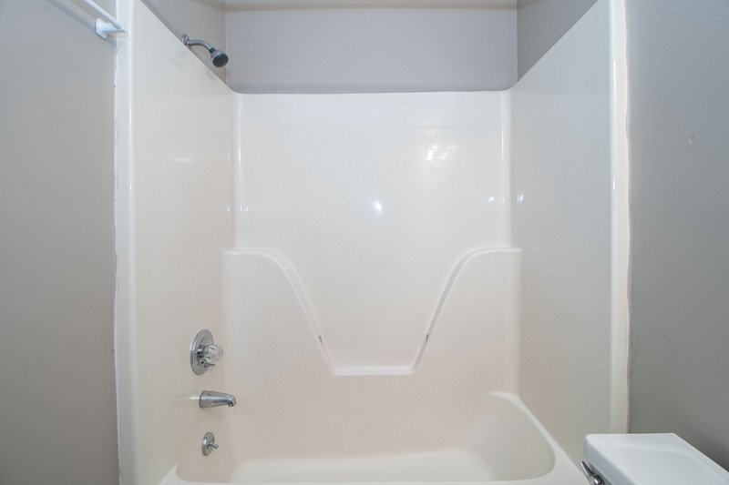 *** $500 DEPOSIT & 2 WKS FREE w/ 13 MO. LEASE MOVE IN SPECIAL / RESTRICTED BREEDS OK *** property image