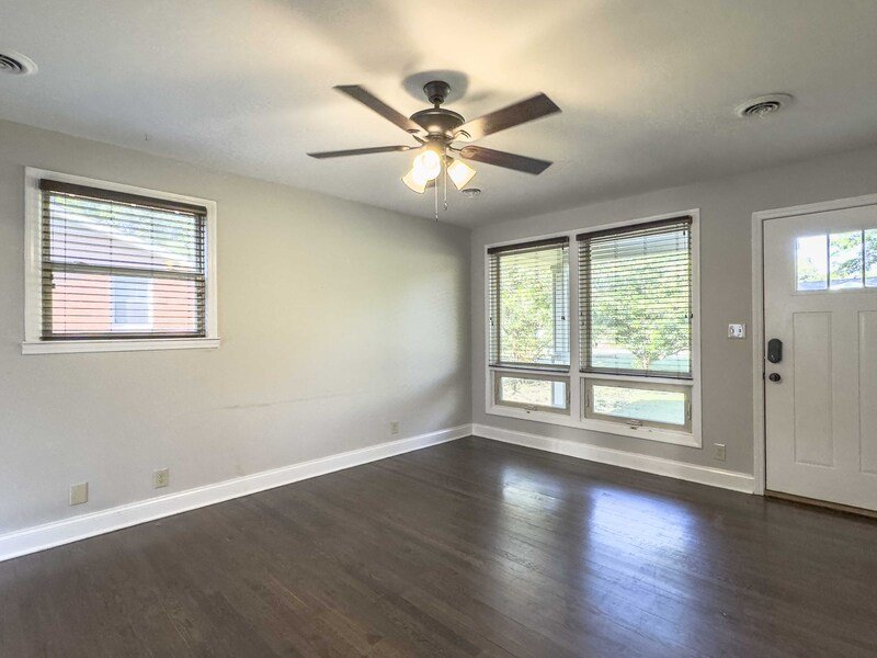 Located near Madison Street Publix shopping area! property image