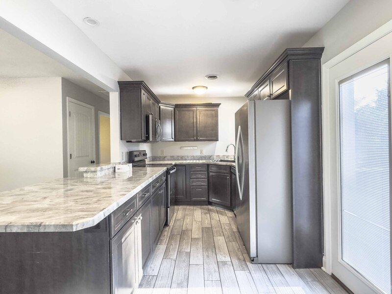 Located near Madison Street Publix shopping area! property image