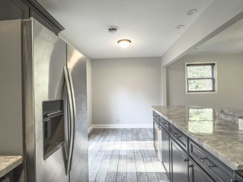 Located near Madison Street Publix shopping area! property image