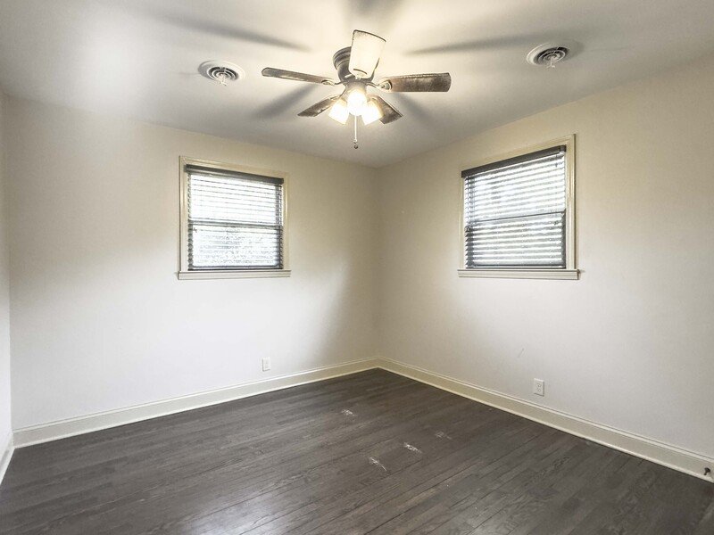 Located near Madison Street Publix shopping area! property image