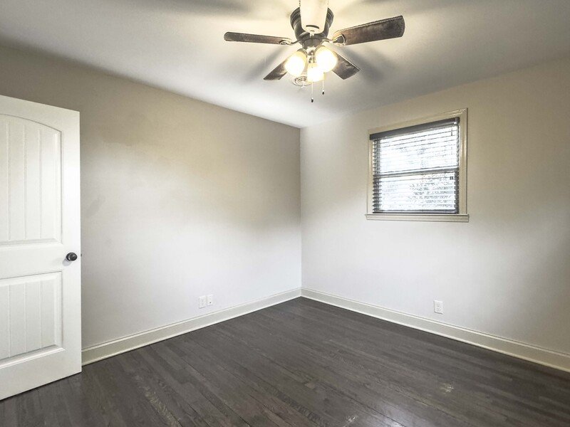 Located near Madison Street Publix shopping area! property image