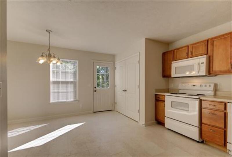 *** NO PETS PLEASE *** property image