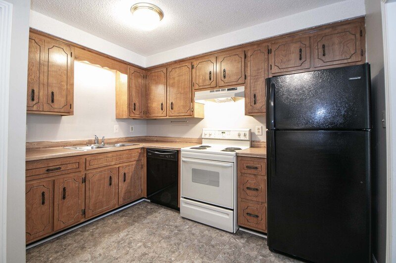 *** $500 DEPOSIT MOVE IN SPECIAL / 6 MONTH LEASE OPTION *** property image