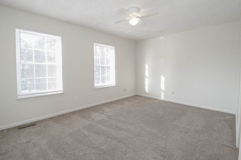 *** Moments away from Ft. Campbell Main Gates *** property image