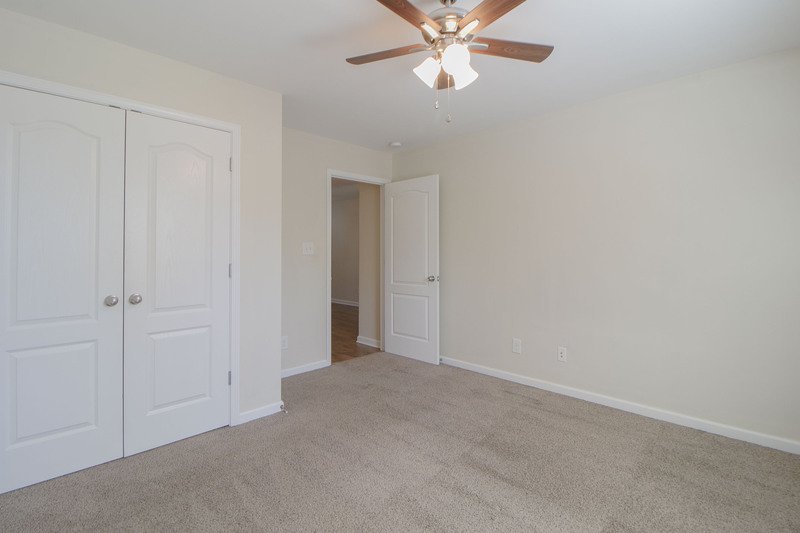 *** Close to Fort Campbell, Schools & Entertainment *** property image