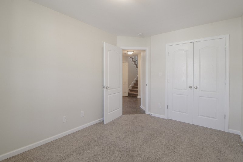 *** Close to Fort Campbell, Schools & Entertainment *** property image