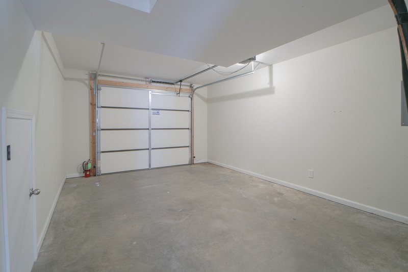 *** Close to Fort Campbell, Schools & Entertainment *** property image