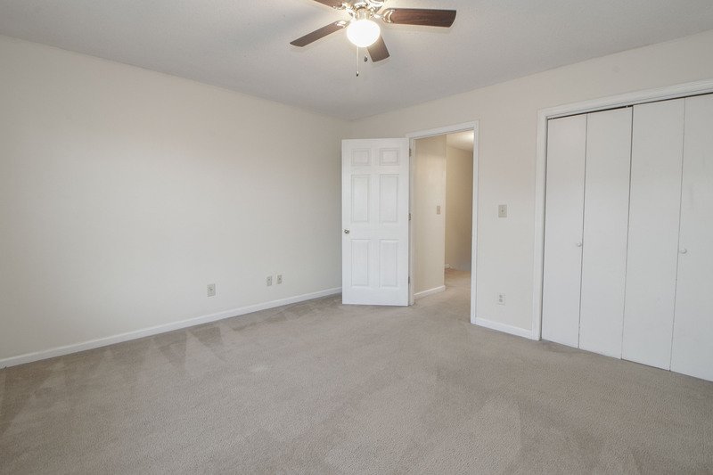 *** Located near Exit 1 entertainment, dining and schools! *** property image