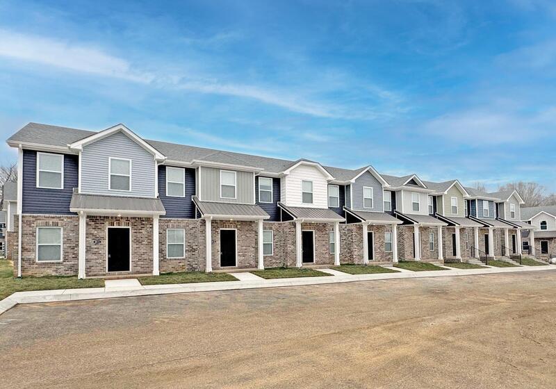 *** 1/2 DEPOSIT MOVE IN SPECIAL *** property image