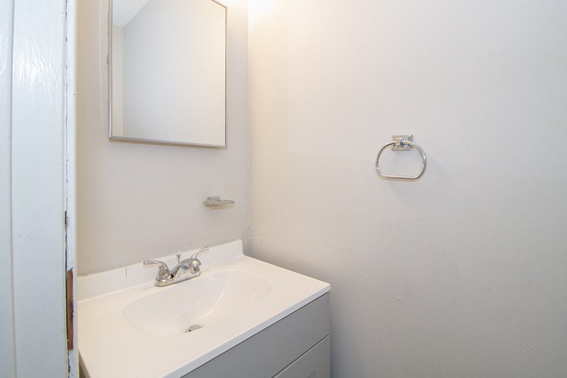 *** $500 DEPOSIT MOVE IN SPECIAL *** property image