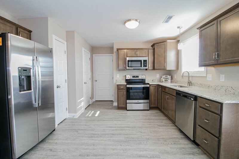 *** PET FRIENDLY & MOVE IN READY! *** property image