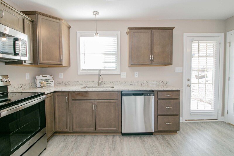 *** PET FRIENDLY & MOVE IN READY! *** property image