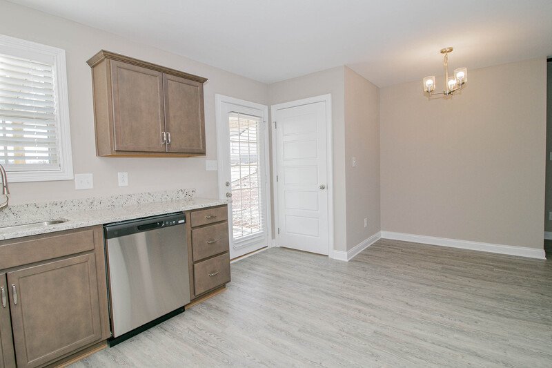 *** PET FRIENDLY & MOVE IN READY! *** property image