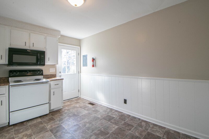 *** $500 DEPOSIT MOVE IN SPECIAL *** property image