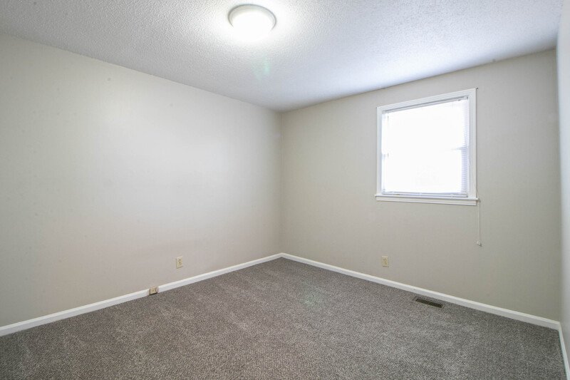 *** $500 DEPOSIT MOVE IN SPECIAL *** property image