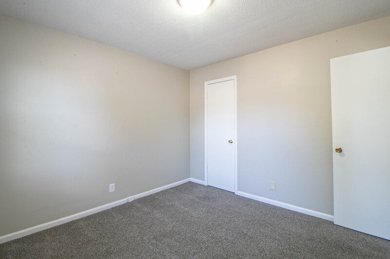 *** $500 DEPOSIT MOVE IN SPECIAL *** property image