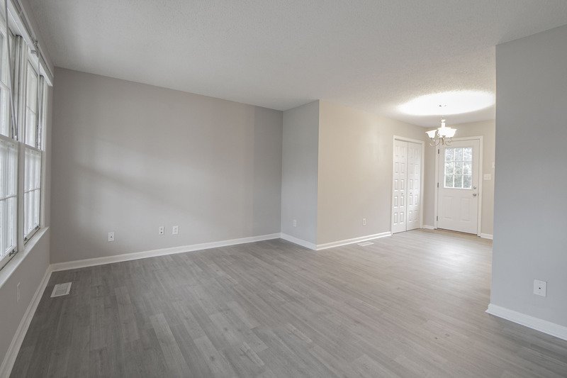 *** SMALL PET FRIENDLY *** property image