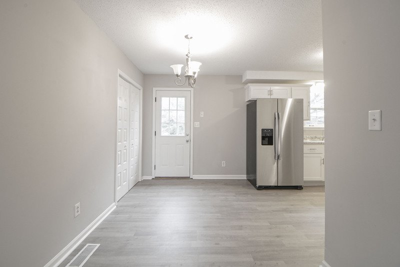 *** SMALL PET FRIENDLY *** property image