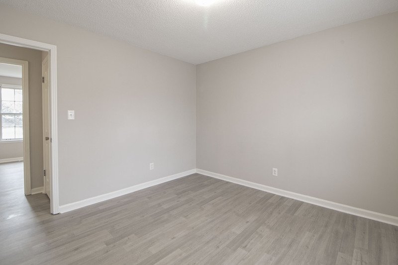 *** SMALL PET FRIENDLY *** property image