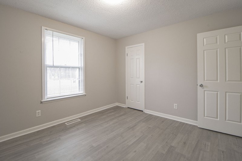 *** SMALL PET FRIENDLY *** property image