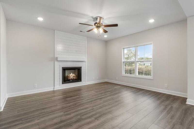 *** PET FRIENDLY- Standard Breed Restrictions Apply! *** property image