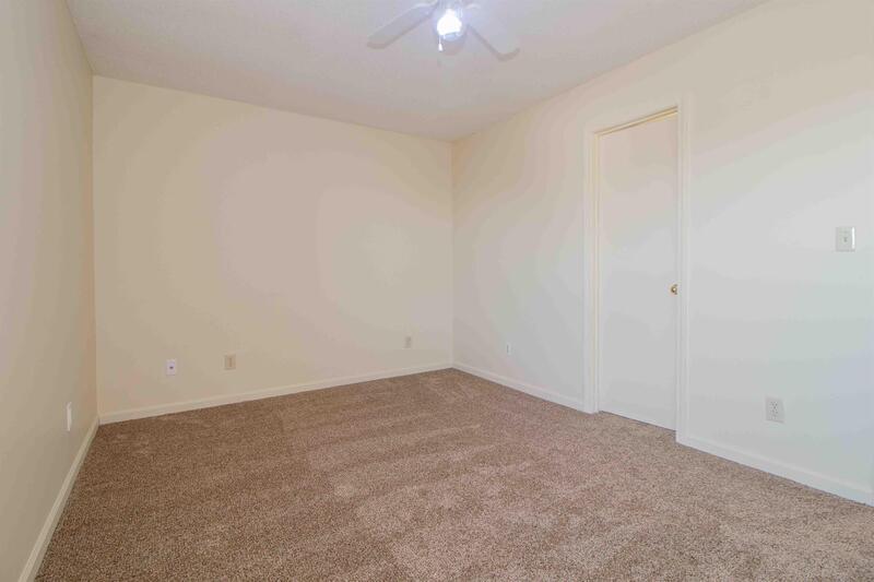 *** $500 MOVE IN DEPOSIT & 2 WEEKS FREE W/ NEW LEASE *** property image