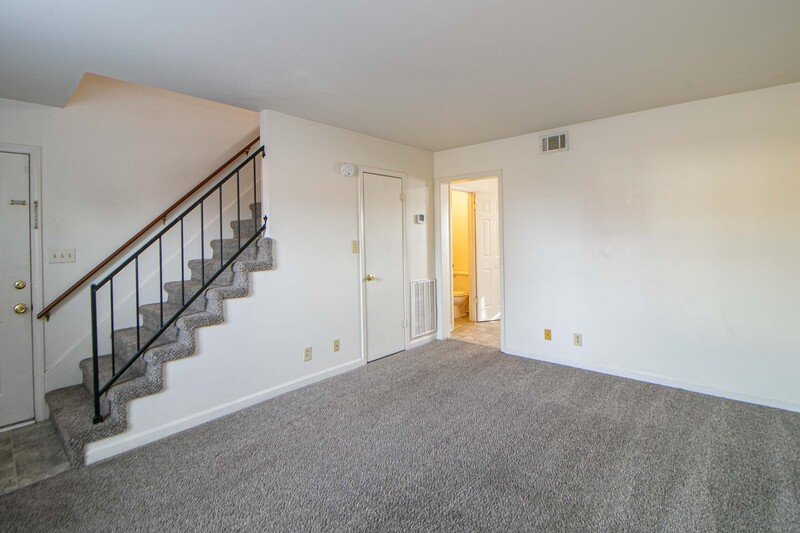*** $500 DEPOSIT MOVE IN SPECIAL *** property image