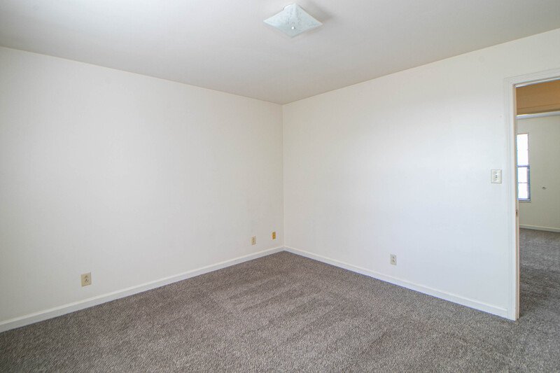 *** $500 DEPOSIT MOVE IN SPECIAL *** property image
