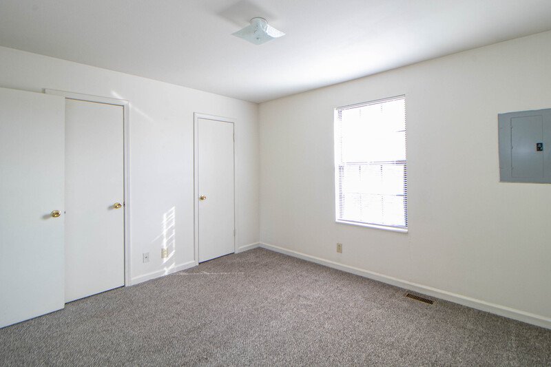 *** $500 DEPOSIT MOVE IN SPECIAL *** property image