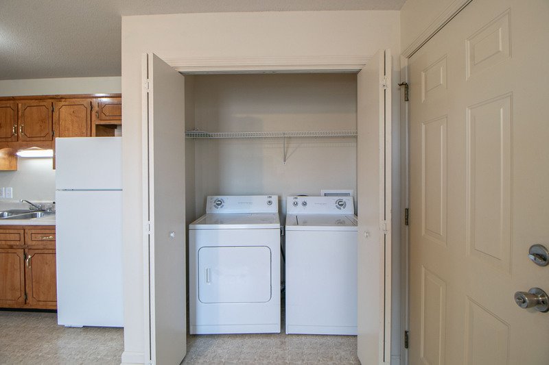 *** NO PETS PLEASE *** property image