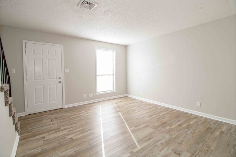 *** $500 DEPOSIT MOVE IN SPECIAL *** property image