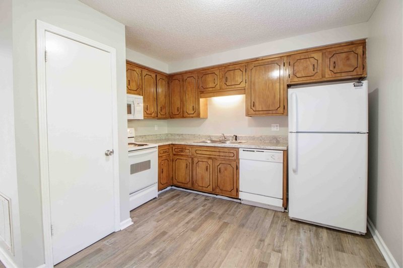 *** $500 DEPOSIT MOVE IN SPECIAL *** property image
