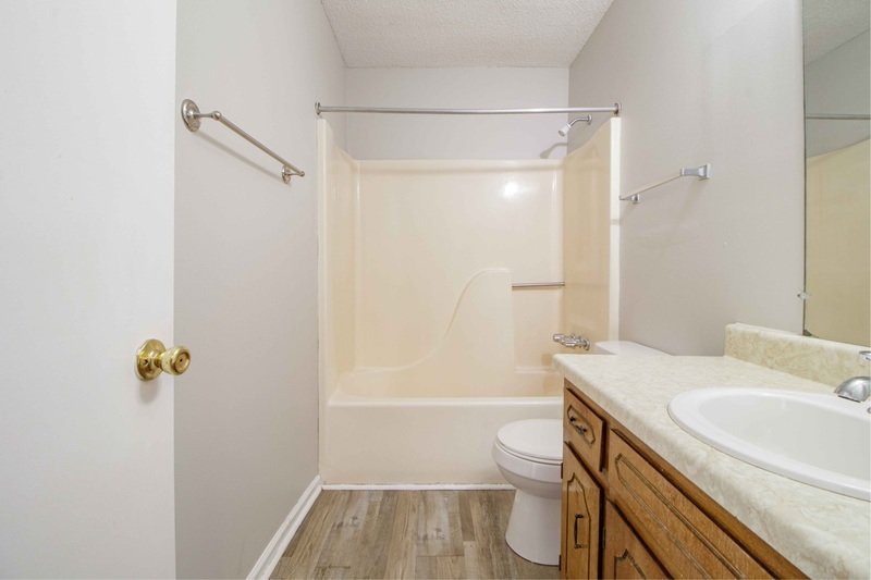 *** $500 DEPOSIT MOVE IN SPECIAL *** property image