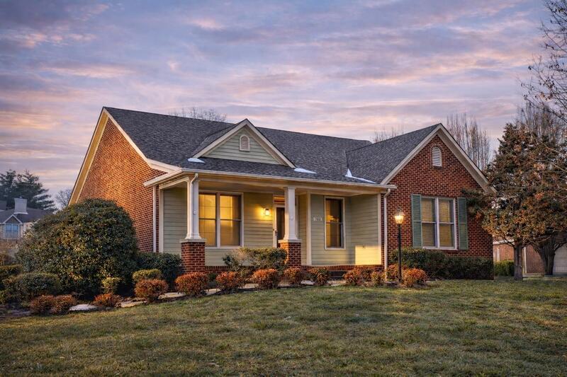 *** 1/2 DEPOSIT MOVE IN SPECIAL *** property image