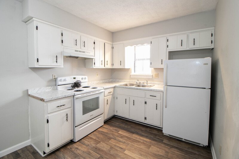 *** $500 DEPOSIT MOVE IN SPECIAL *** property image