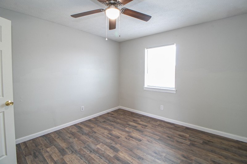 *** $500 DEPOSIT MOVE IN SPECIAL *** property image