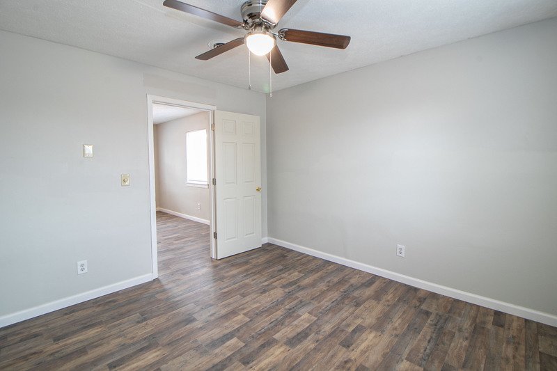 *** $500 DEPOSIT MOVE IN SPECIAL *** property image