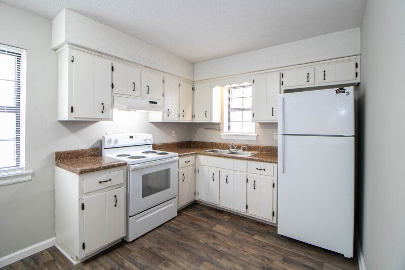 *** $500 DEPOSIT MOVE IN SPECIAL *** property image