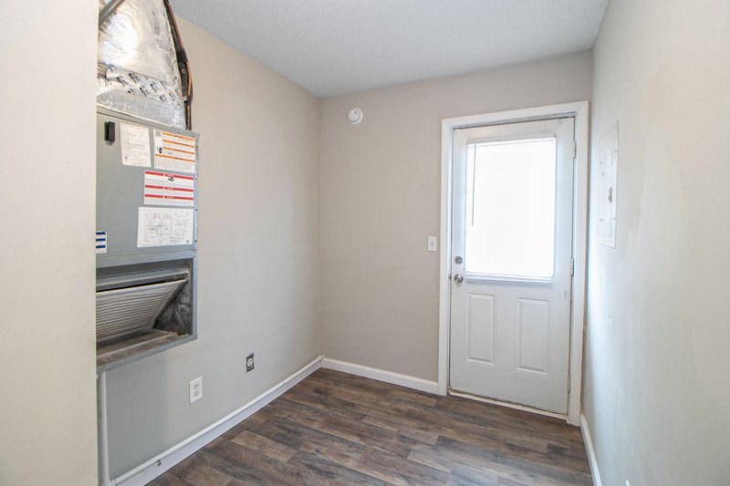 *** $500 DEPOSIT MOVE IN SPECIAL *** property image